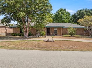 500 Sunflower St, Red Oak, TX 75154