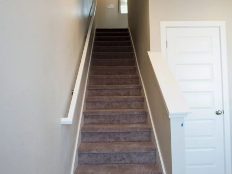 2541 N Moline St #2-BDRM TOWNHOUSE — Photo 5