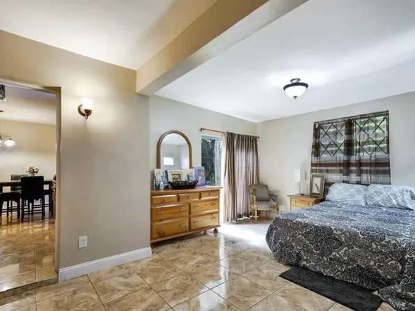 617 Lakeside Harbour, Boynton Beach, FL 33435