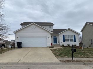 2747 Brookrun Dr, Belleville, IL 62221
