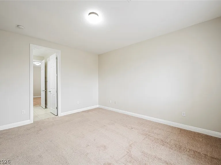 2062 Country Cove Ct — Photo 12