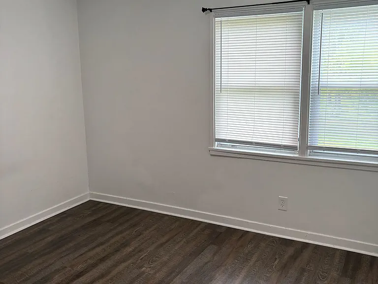 100-41B Midland Heights Cir #B — Photo 4