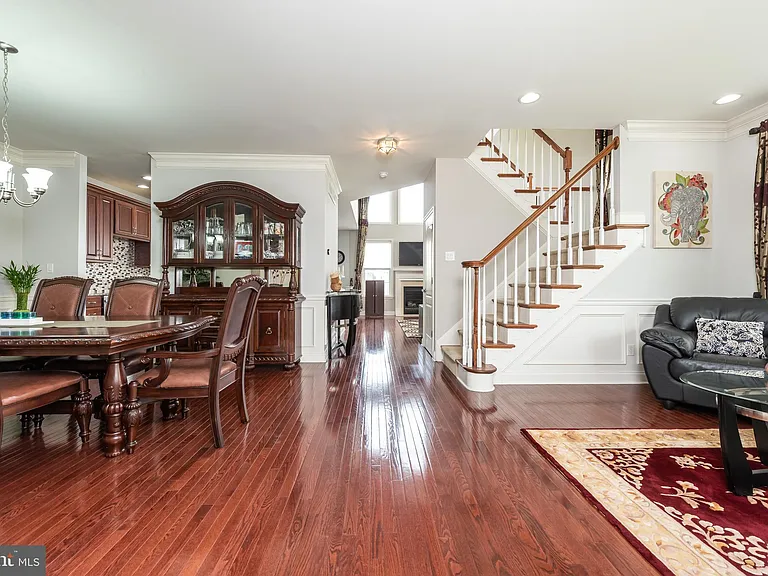 2604 Rockledge Ct — Photo 12