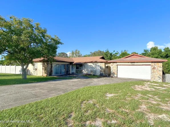6159 Wayside Ct, Spring Hill, FL 34606