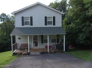 1207 4th St, Radford, VA 24141