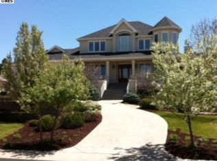 7412 Streamside Dr, Fort Collins, CO 80525