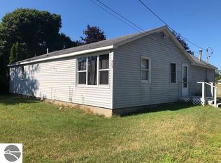 403 N Henry St, Mt Pleasant, MI 48858