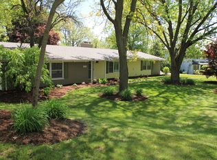 8214 Westridge Rd, Fort Wayne, IN 46825