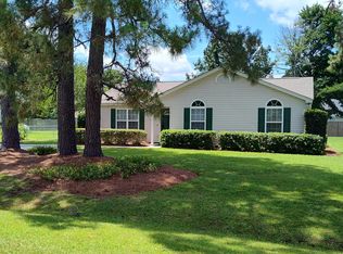 15 Grackle Ln, Beaufort, SC 29906