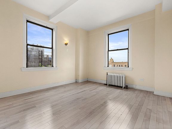 5th image of 4101 Broadway #3A