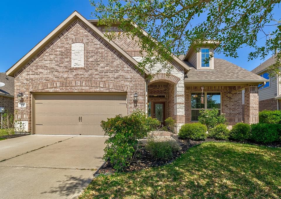 Energy efficient 1 story with 4 beds plus a large dining room that could be used as a game room instead.