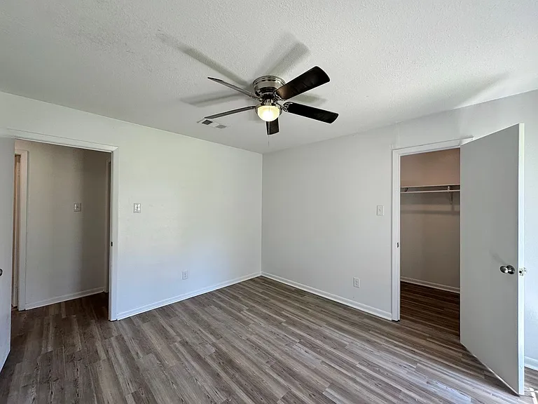 3822 Valley View Dr — Photo 26