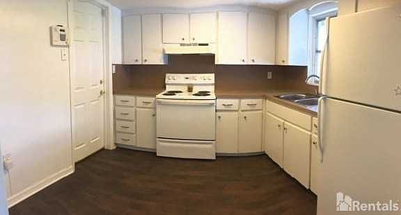 2nd image of 1427 Weyford Ln