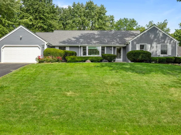 0N305 Robbins St, Winfield, IL 60190