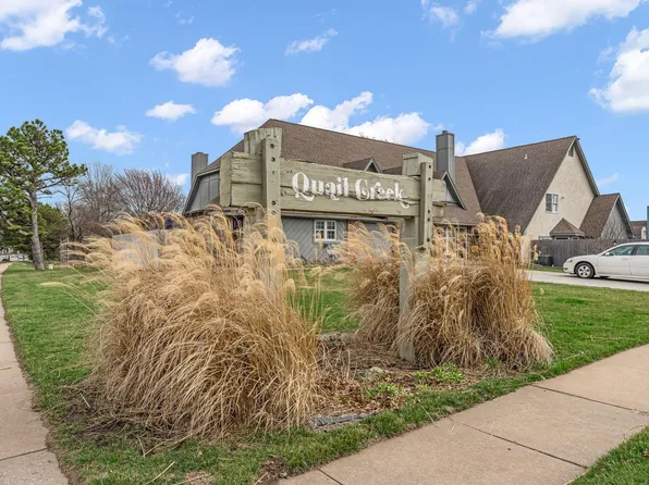 2900 SW Arrowhead Rd, Topeka, KS 66614