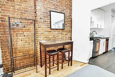 Rented by Downtown Mgt & Realty LLC