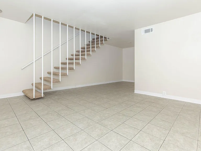 Unity Pointe Apartments — Photo 51