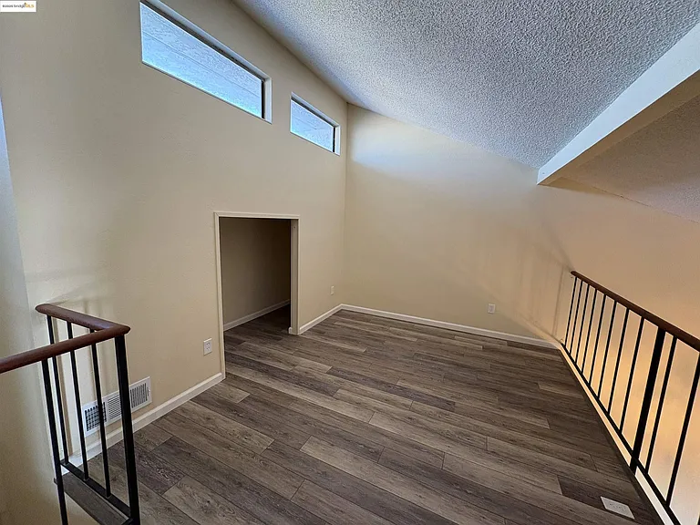 5854 Yawl St — Photo 9