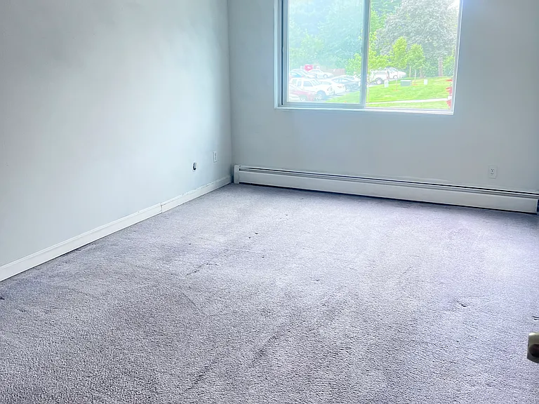 8 Lancelot Ct — Photo 8