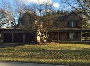 212 Windsor Ct, Dundee, IL 60118