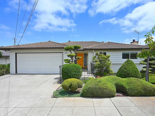 21714 Shadyspring Rd, Castro Valley, CA 94546