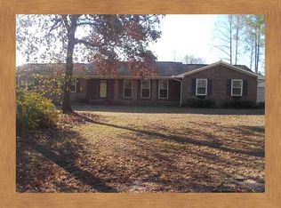 104 Quail Run Dr, Warner Robins, GA 31088