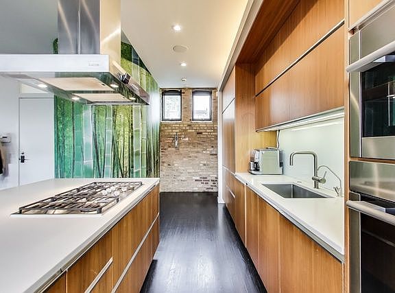 5th image of 1101 N Damen Ave #3