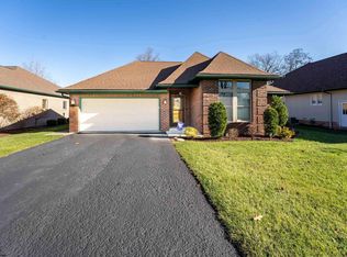 2060 Georgian Ln, Morgantown, WV 26508