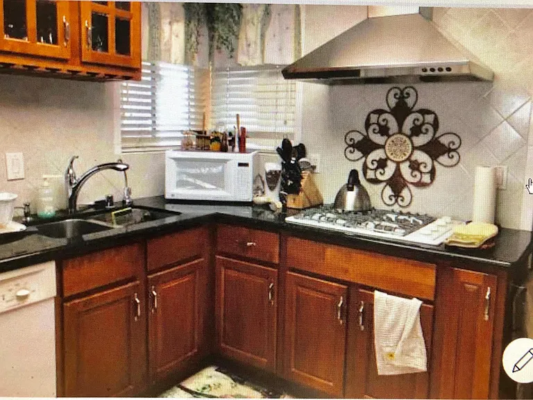1092 Keldon Dr #SINGLE STORY — Photo 15