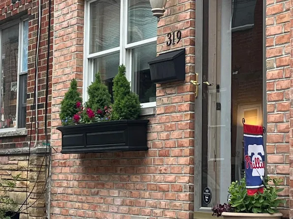 319 Emily St, Philadelphia, PA 19148