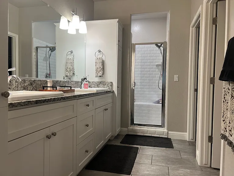 2137 La Vona Ave — Photo 14