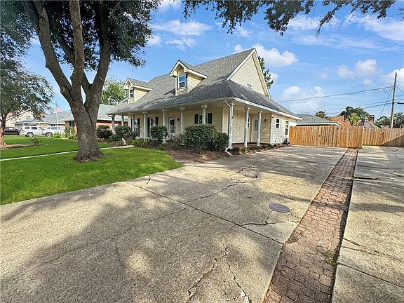 2nd image of 22 Melrose Dr