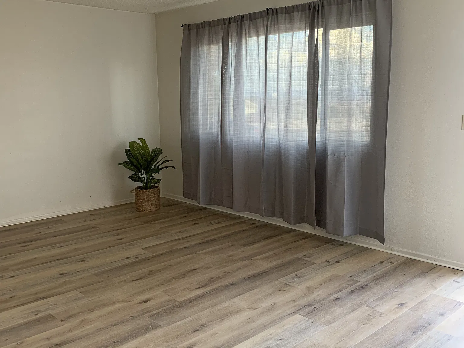 5658 Morongo Rd — Photo 3