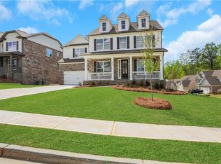 6901 Lancelot Ct, Flowery Branch, GA 30542