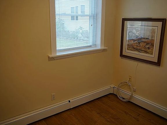 2nd image of 3 North Ln