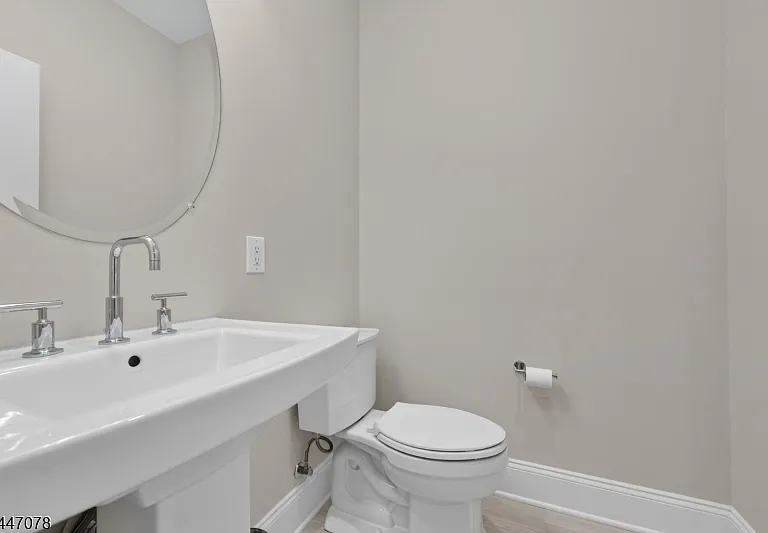 6 Concord Ct — Photo 38