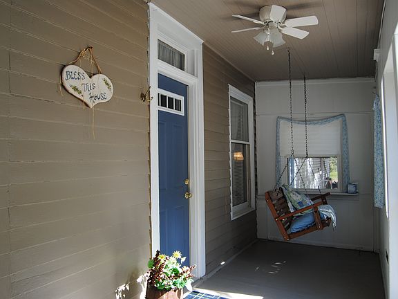 Enclosed Front Porch
