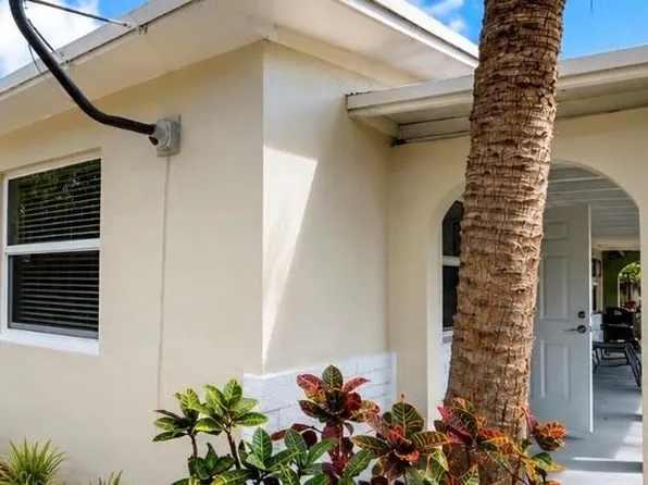 953 SW 16th St, Fort Lauderdale, FL 33315