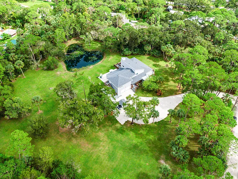 12151 Old Indiantown Rd — Photo 72