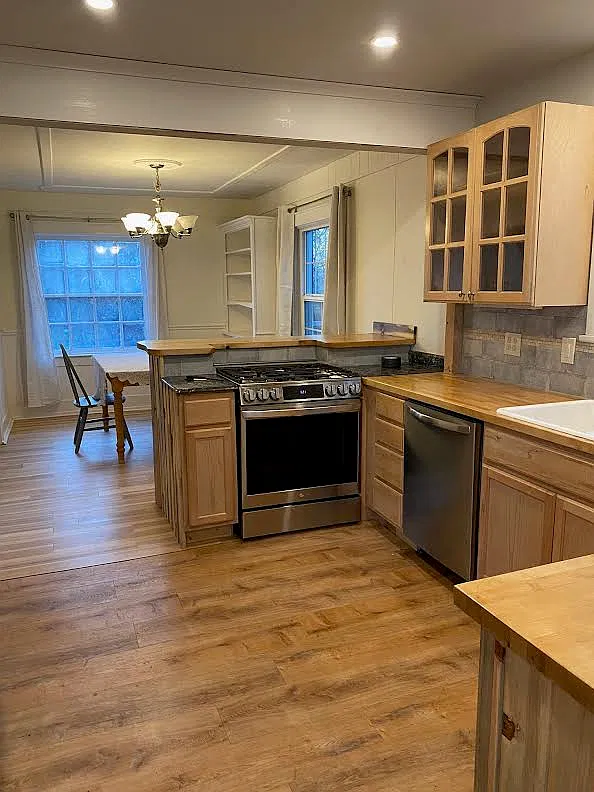 3 bed, 1700 sqft, $1,875 — Photo 3