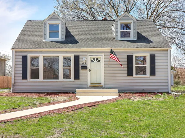 42 S Illinois Ave, Villa Park, IL 60181