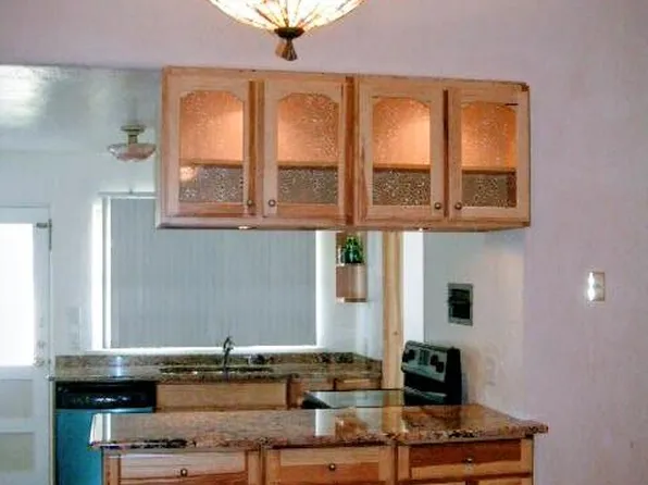 209 Edith Blvd NE, Albuquerque, NM 87102