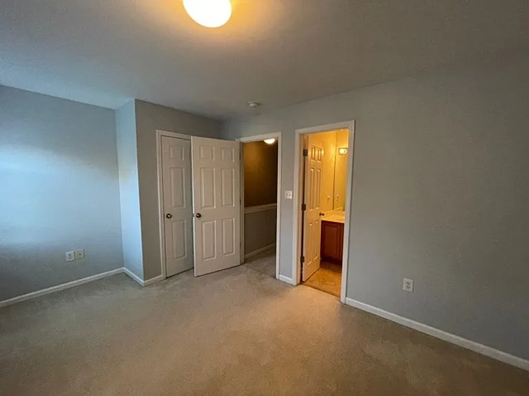 8835 Camden Park Dr — Photo 16