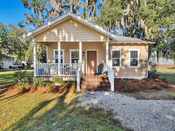 214 Clark St, Darien, GA 31305