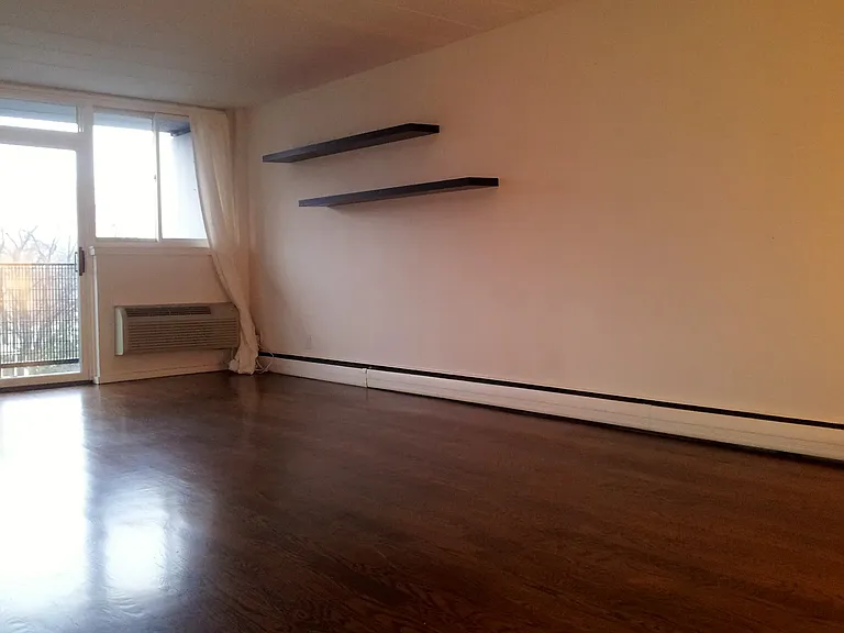 345 Harvard St #3F — Photo 15