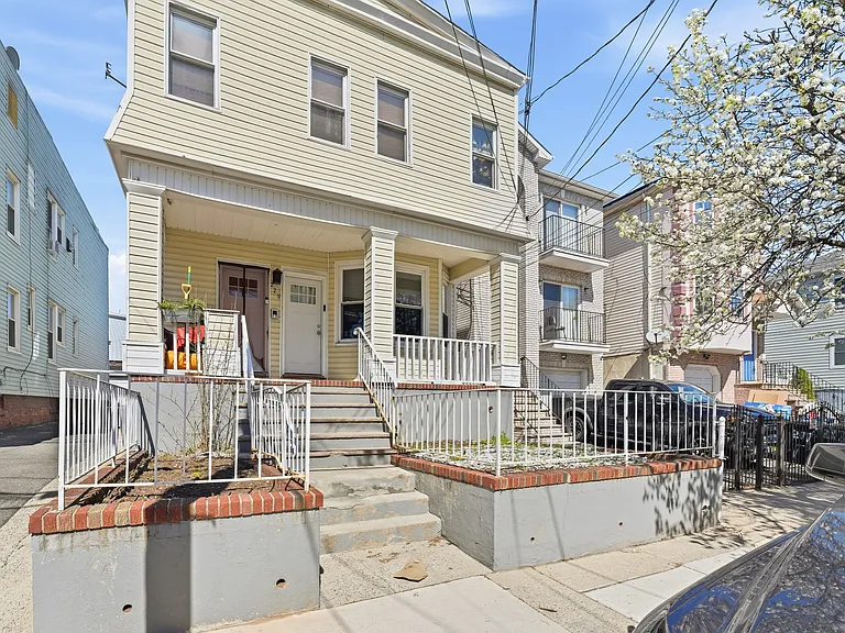 279 Ridgewood Ave #G — Photo 11
