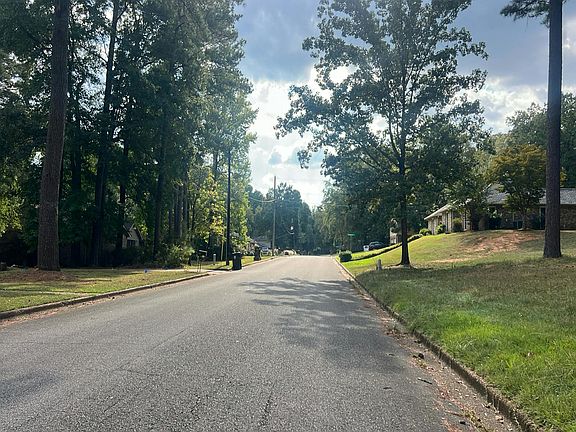5th image of 5244 Overbrook Rd