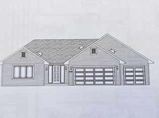 432 Ironwood Dr, Poplar Grove, IL 61065