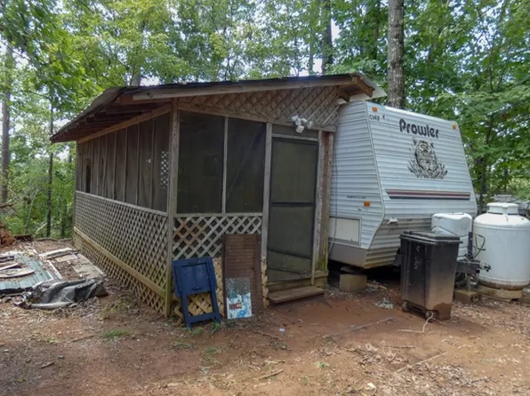 152 7th St #1-8, Ellijay, GA 30540