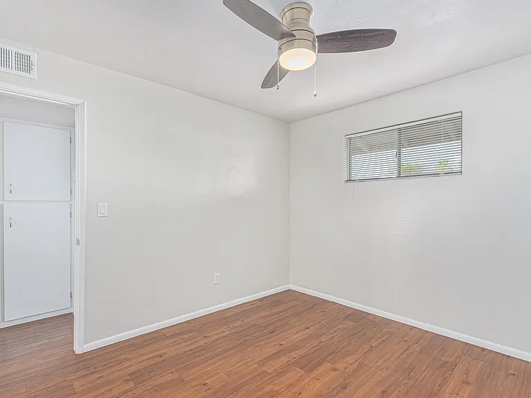 2012 S Granada Dr #F — Photo 11